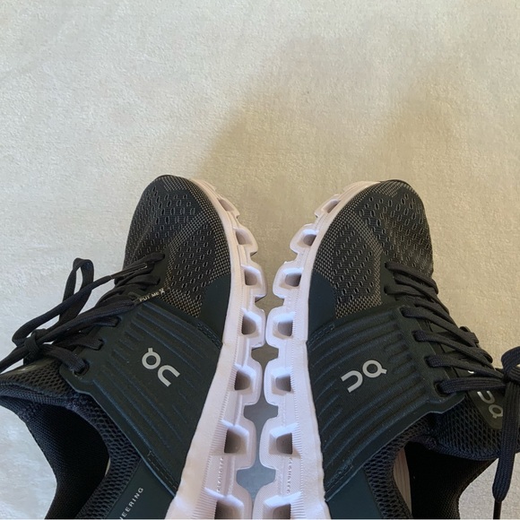 ON Cloudswift  women’s Running Sneakers - Picture 10 of 16